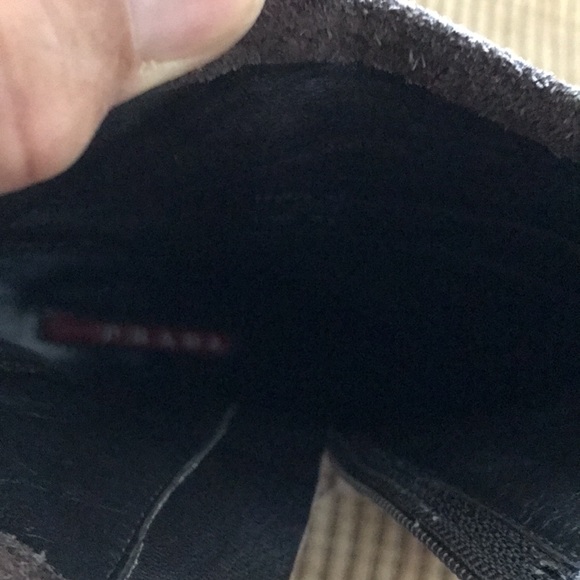 Prada brown suede boots - Picture 4 of 7
